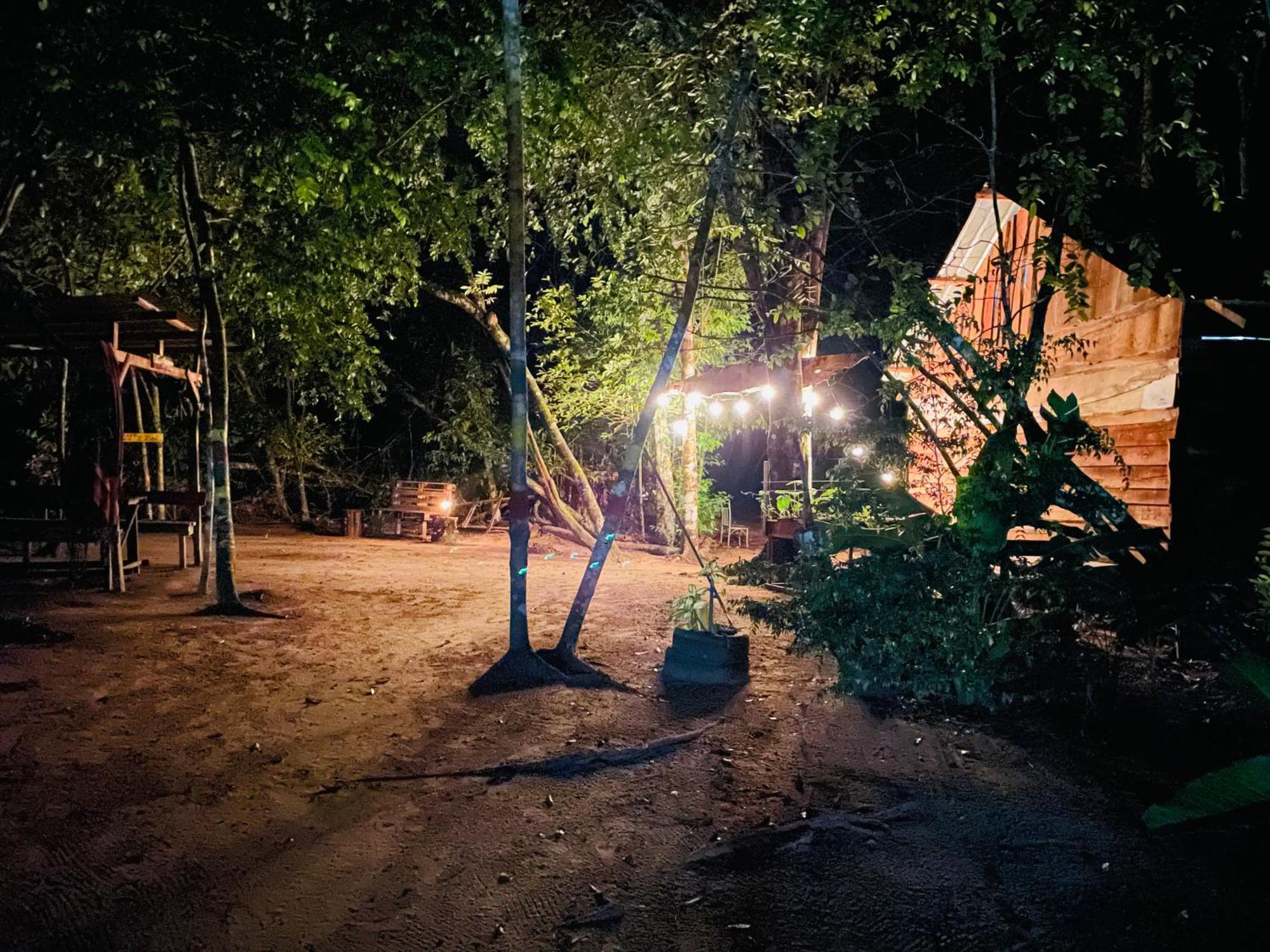 Land Of Promise - Reggae Bar & Eco Village Zanderij Exterior photo