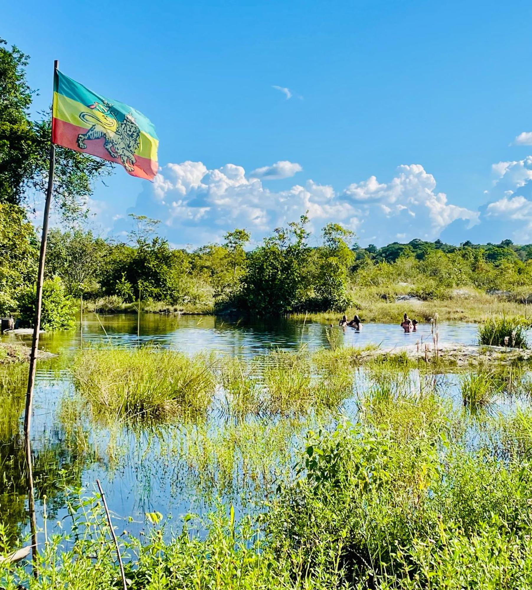 Land Of Promise - Reggae Bar & Eco Village Zanderij Exterior photo